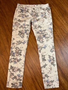 Vintage America Floral Print Jeans in Women's size 5/6